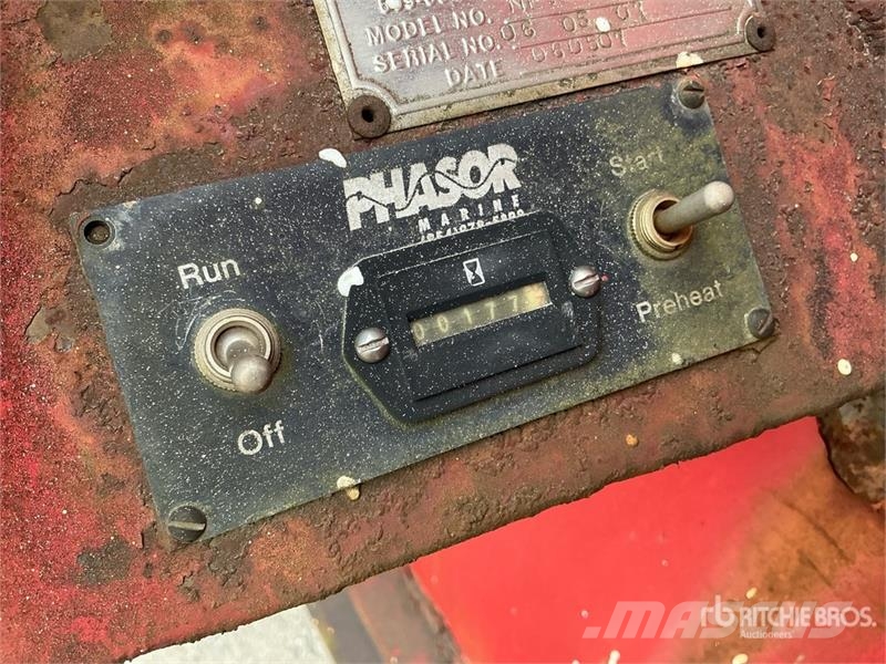 Northeast Industrial NE15HD15 Winch Pacēlāji, vinčas un materiālu lifti