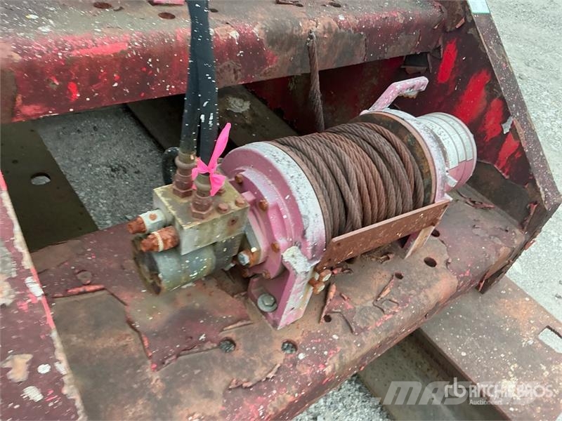 Northeast Industrial NE15HD15 15000 lb Winch Pacēlāji, vinčas un materiālu lifti