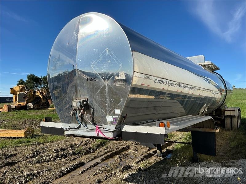 Nova 7000 gal T/A Tanker Trailer Tartályos pótkocsik