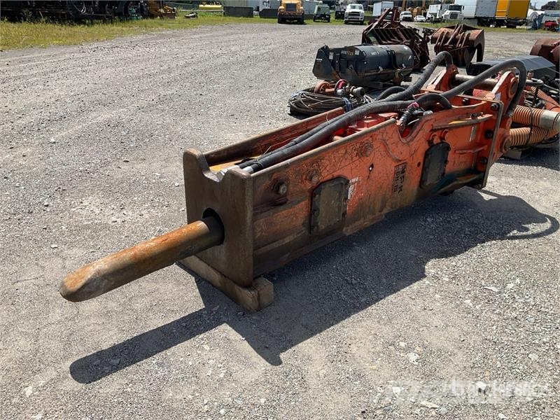 NPK GH-15 Q/C Hydraulic Breaker Hüdrohaamrid
