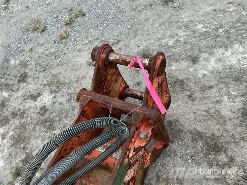 NPK GH-4 18 in Hydraulic Breaker Bourací kladiva / Sbíječky