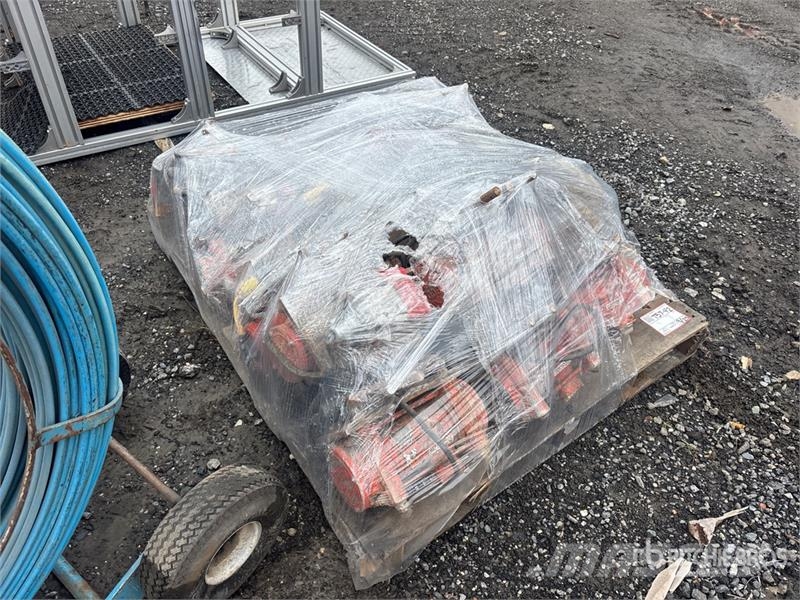 Pallet of Concrete Vibrator Būvniecība- Citi