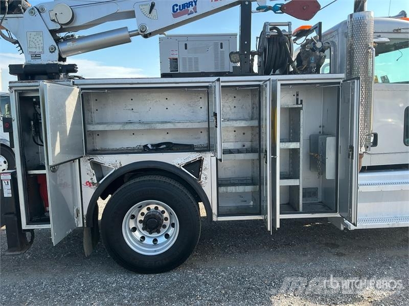 Peterbilt 330 4x2 Service Truck Komunalna vozila