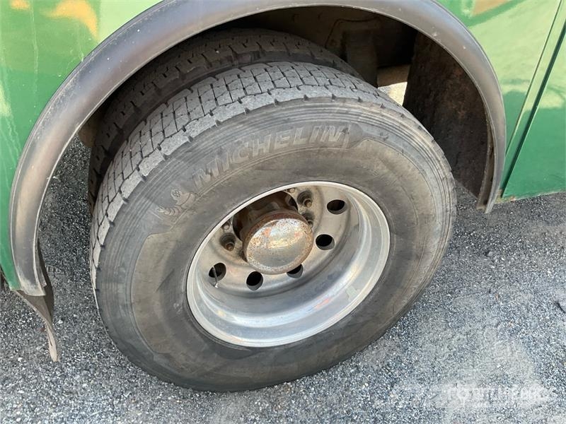 Peterbilt 335 4x2 Service Truck Комунальні автомобілі / автомобілі загального призначення