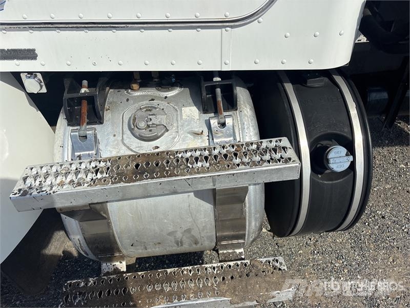 Peterbilt 337 Tanker trucks