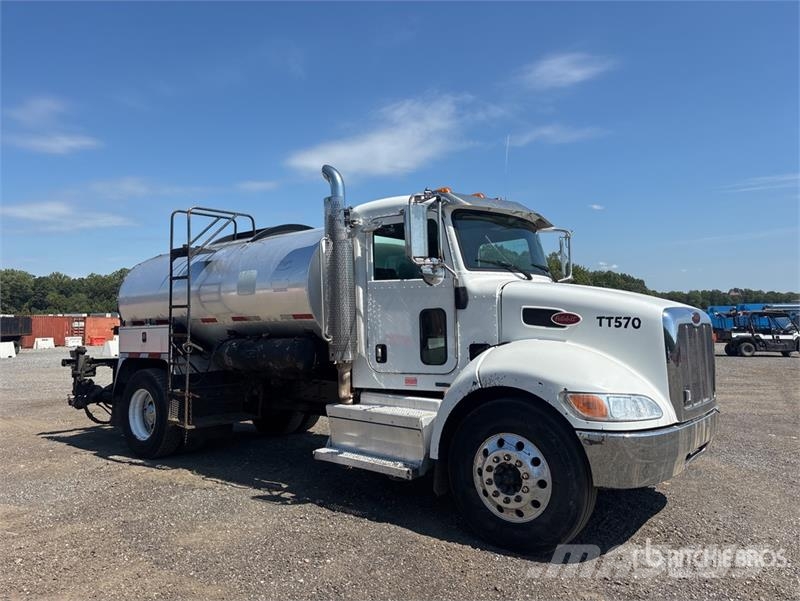 Peterbilt 337 Tanker trucks