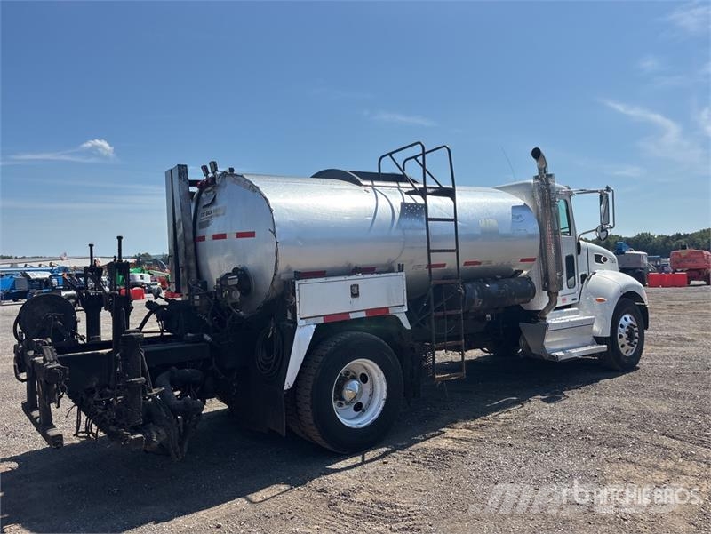 Peterbilt 337 Tanker trucks