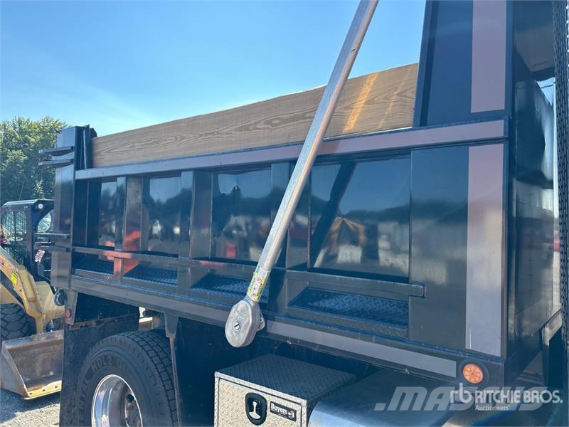 Peterbilt 337 4x2 S/A Dump Truck ダンプ