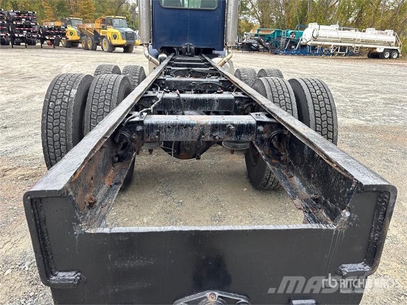 Peterbilt 357 Cabines