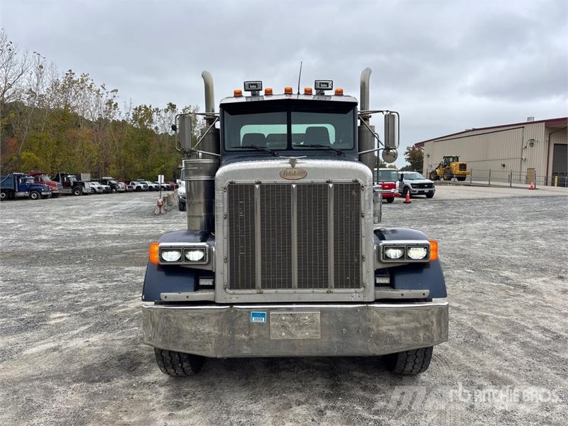 Peterbilt 357 Cabinas e interior