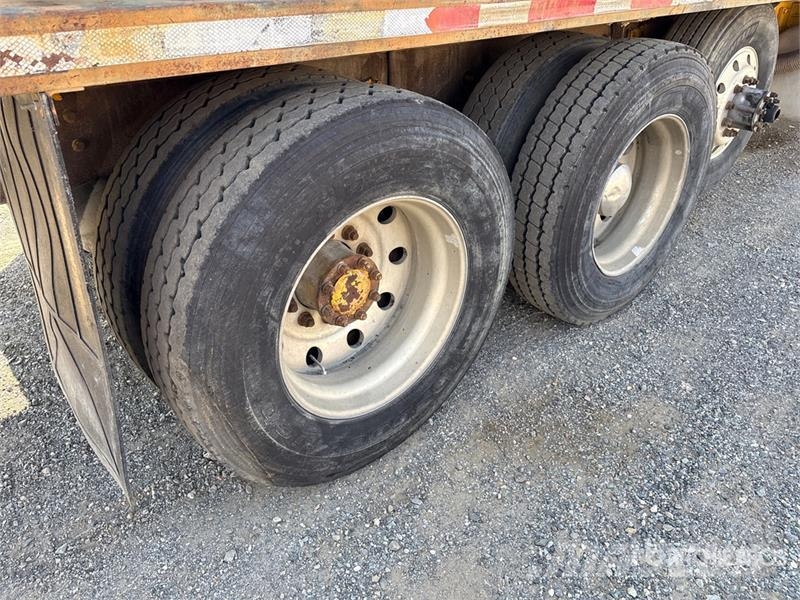 Peterbilt 357 Flatbed Water Truck Otros camiones