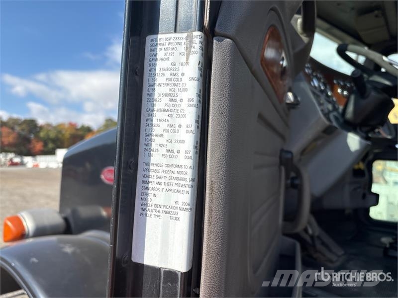 Peterbilt 357 Flatbed Water Truck Otros camiones