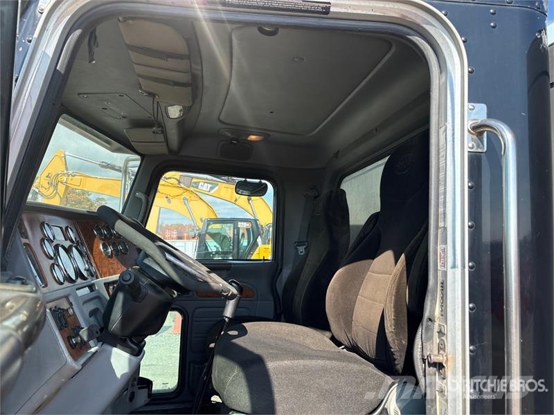 Peterbilt 357 Flatbed Water Truck Otros camiones
