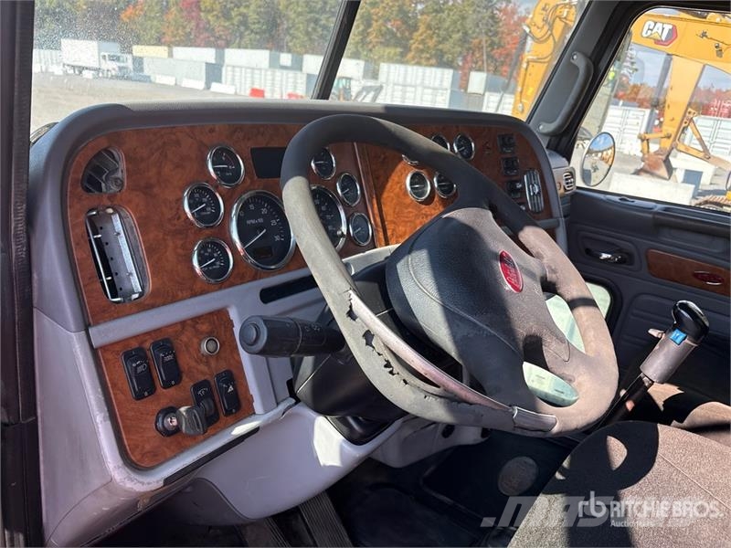 Peterbilt 357 Flatbed Water Truck Otros camiones