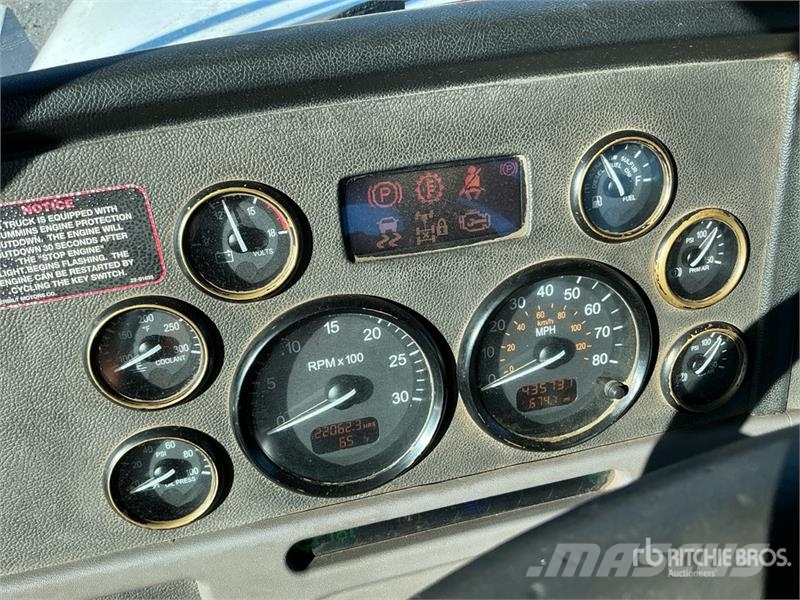 Peterbilt 365 Camion multibenne
