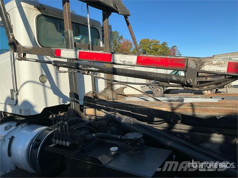 Peterbilt 365 Camion multibenne