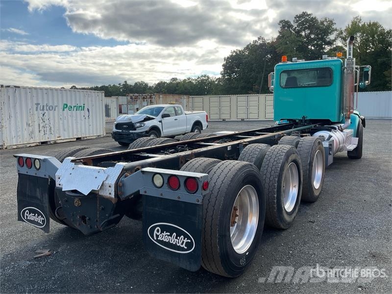 Peterbilt 365 8x6 Cab and Chassis Kabine i unutrašnjost