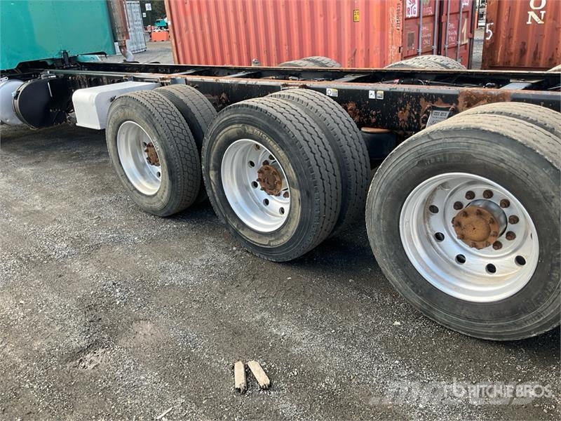 Peterbilt 365 8x6 Cab and Chassis Kabine i unutrašnjost