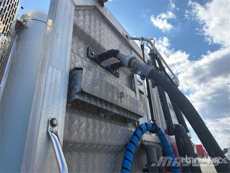 Peterbilt 367 وحدات الجر