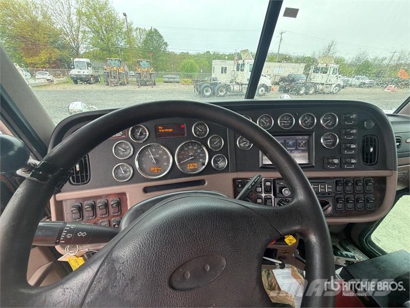 Peterbilt 367 وحدات الجر