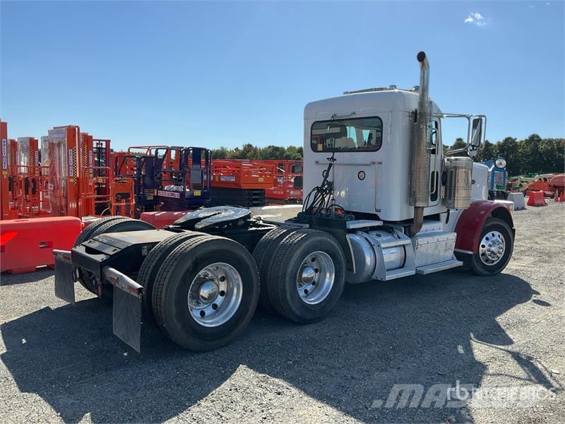 Peterbilt 388 Влекачи