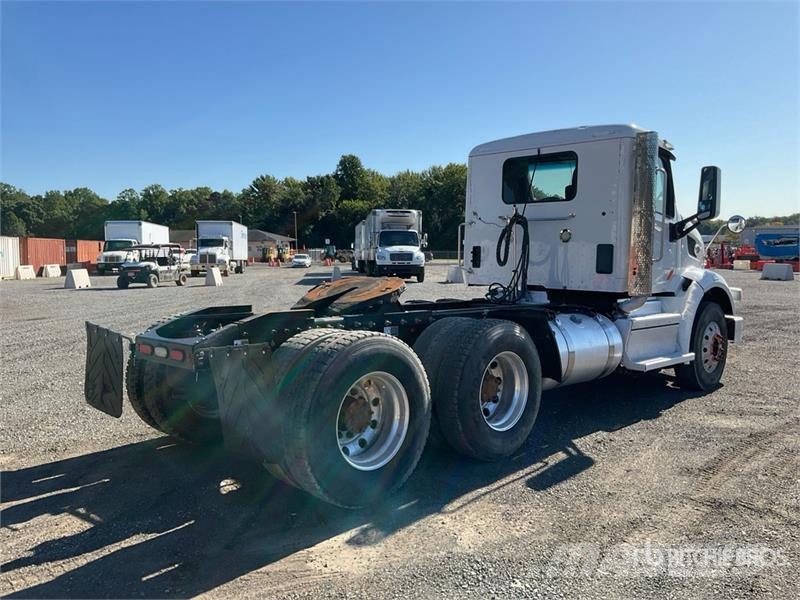 Peterbilt 567 Sattelzugmaschinen