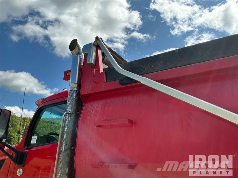 Peterbilt 567 Kipper