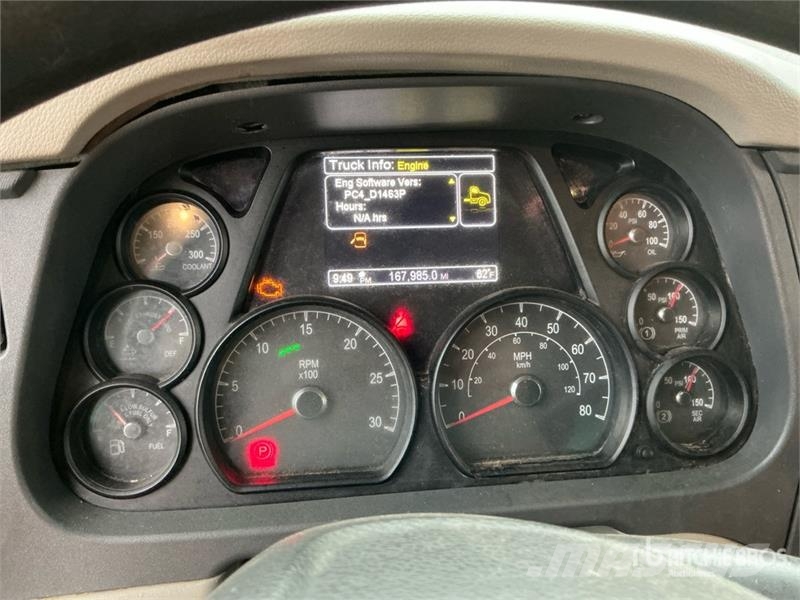 Peterbilt 567 Sklápěče