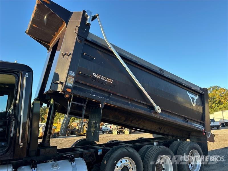 Peterbilt 567 Kipper