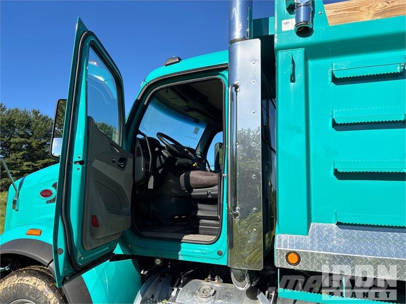 Peterbilt 567 Sklápače