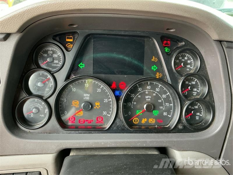 Peterbilt 567 Billenő teherautók