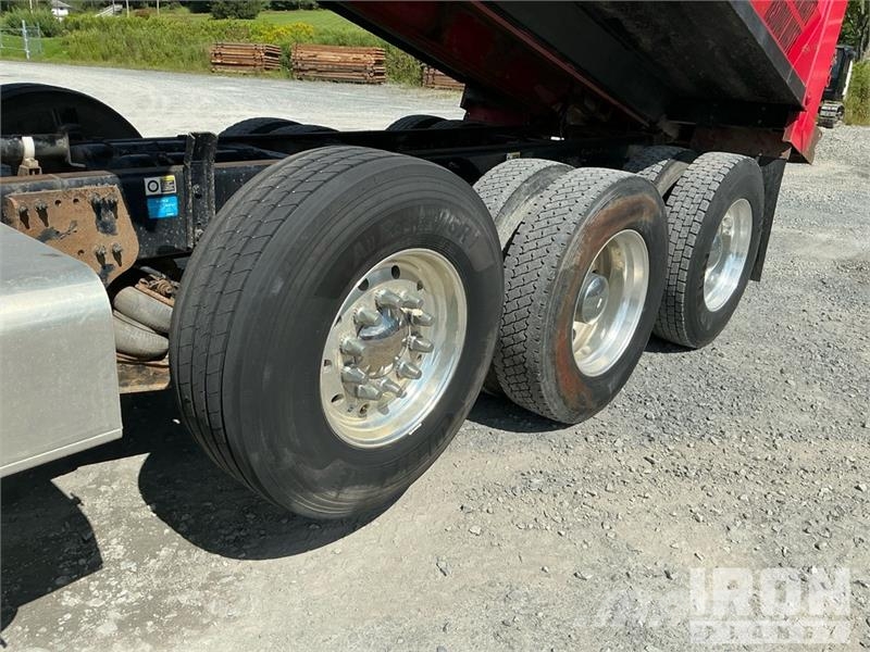 Peterbilt 567 Kipper