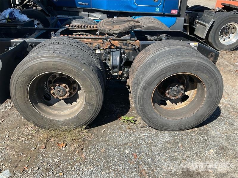 Peterbilt 579 Trekkers