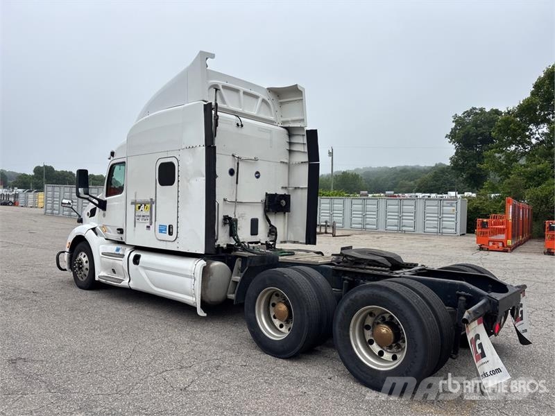 Peterbilt 579 Prime Movers