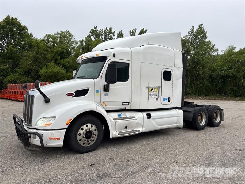 Peterbilt 579 Prime Movers