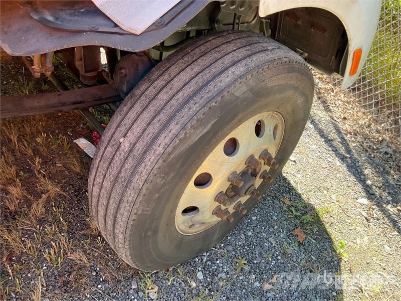Peterbilt 579 Trekkers