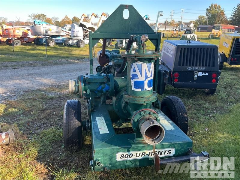 Pioneer Trailer-Mounted Water Pump Bombas de agua