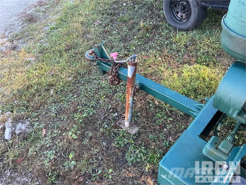 Pioneer Trailer-Mounted Water Pump Bombas de agua