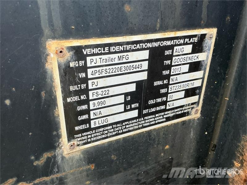 PJ Trailers Trailers 22 ft T/A Gooseneck Equipment Tr Car carrier