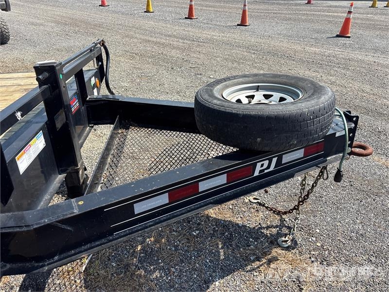 PJ Trailers Trailers F8222 22 ft T/A Equipment Traile Oprijwagen