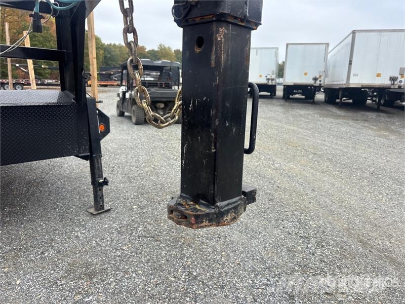 PJ Trailers Trailers Lq302 39 ft T/A Gooseneck Equipm Auto pārvadāšanas treileri