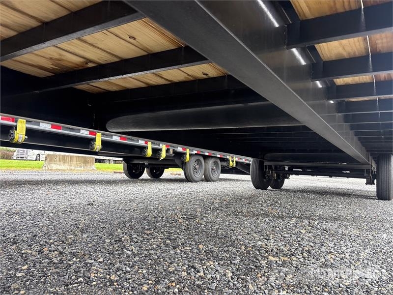 PJ Trailers Trailers LS402 49 ft T/A Gooseneck Equipm Prikolice za autotransportere