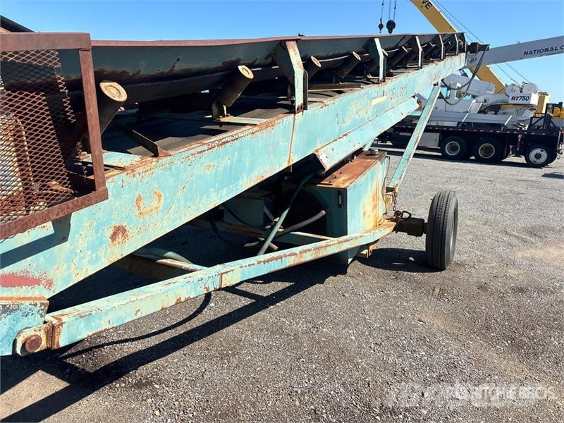 PowerScreen 32 in x 50 ft Portable Conveyor Muu