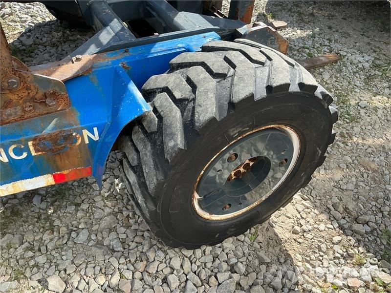 Princeton PB 55.4 5500 lb 3x3 Truck Mounted Forklift Ant sunkvežimių montuojami šakiniai krautuvai