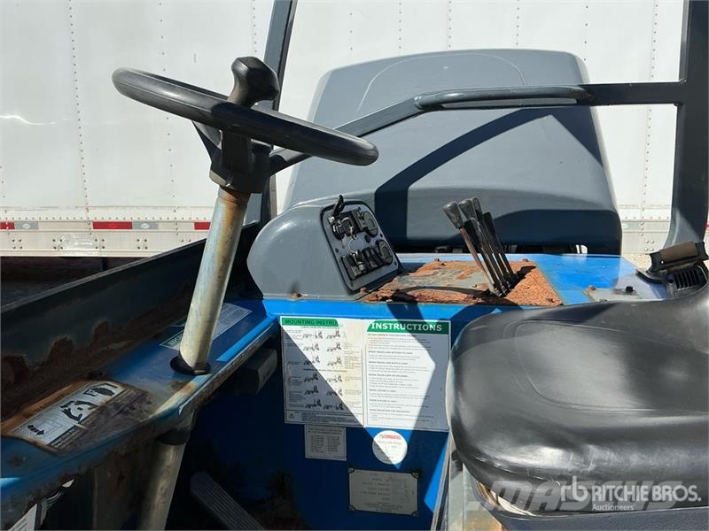 Princeton PB 55.4 5500 lb 3x3 Truck Mounted Forklift Ant sunkvežimių montuojami šakiniai krautuvai