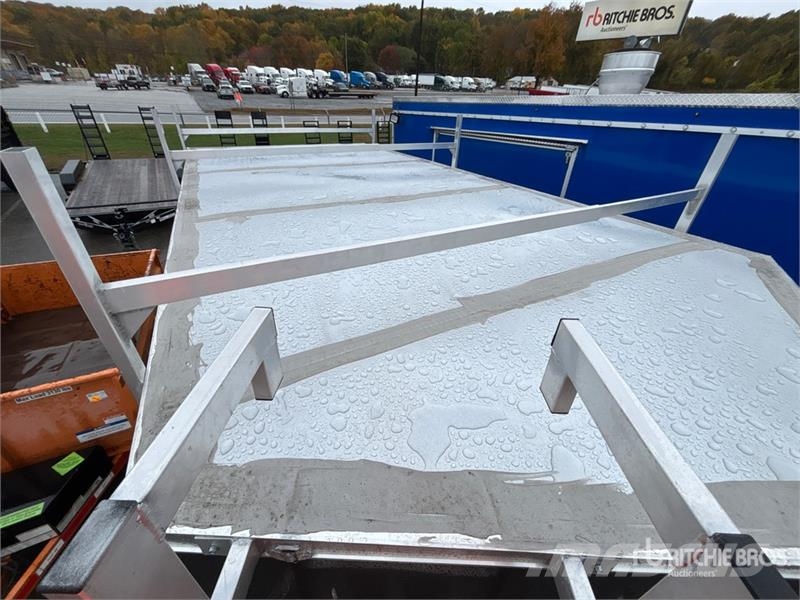 Quality Cargo 14 ft T/A Enclosed Trailer Furgons