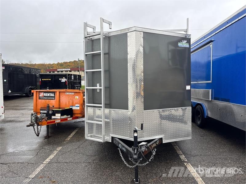 Quality Cargo 14 ft T/A Enclosed Trailer Furgons
