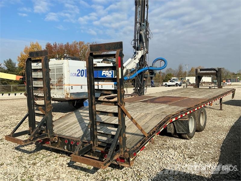  Quality Trailers Gooseneck Equipment Trailer مقطورات مركبات نقل