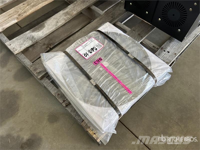 Quantity of (10) 14 in Premium Diamond Blades (Unu Other components