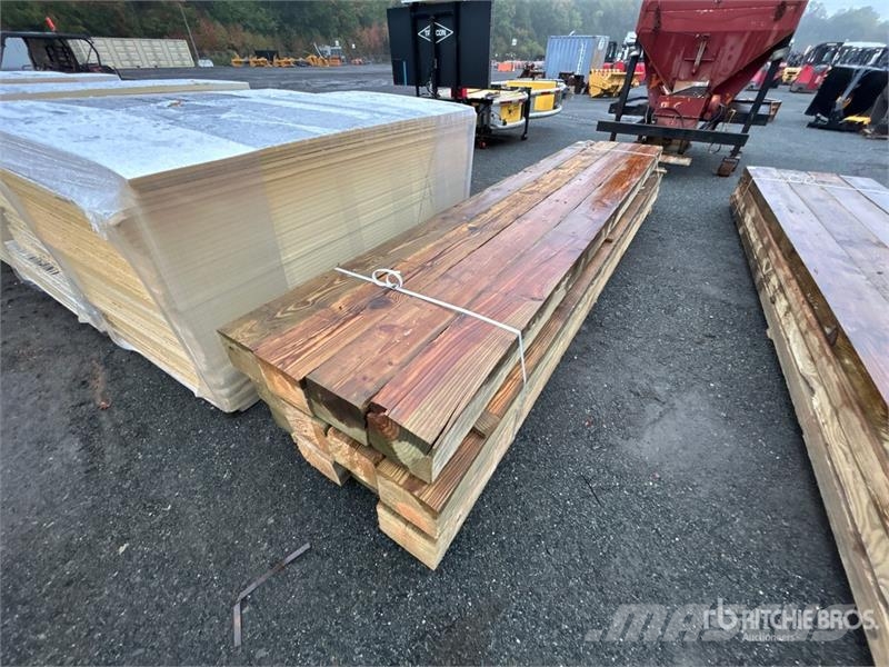 Quantity of (12) 10in x 8in x 16ft Lumber Drugi deli